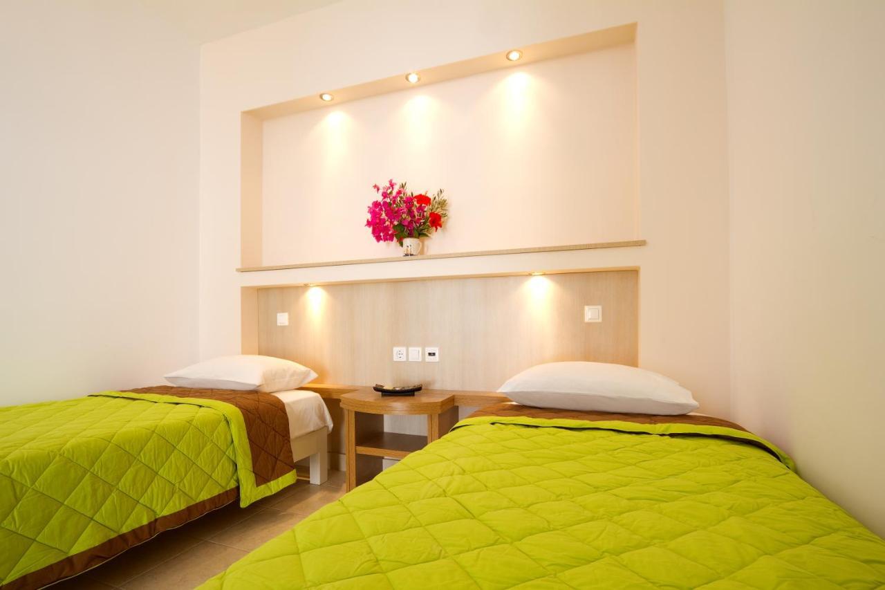 Galaxy Hotel ไมโลโพตาส ห้อง รูปภาพ